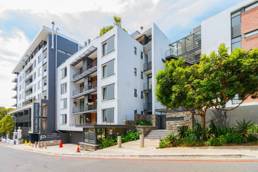 To Let 3 Bedroom Property for Rent in Green Point Western Cape